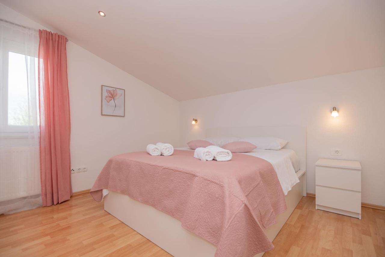 Holiday Home Terra Roca - Imotski, Natural Environment With Complete Peace And Quiet. Bagian luar foto