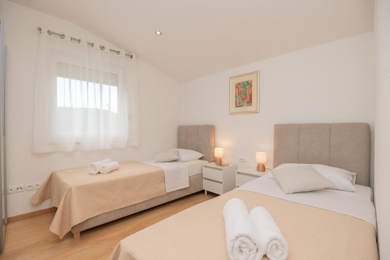 Holiday Home Terra Roca - Imotski, Natural Environment With Complete Peace And Quiet. Bagian luar foto