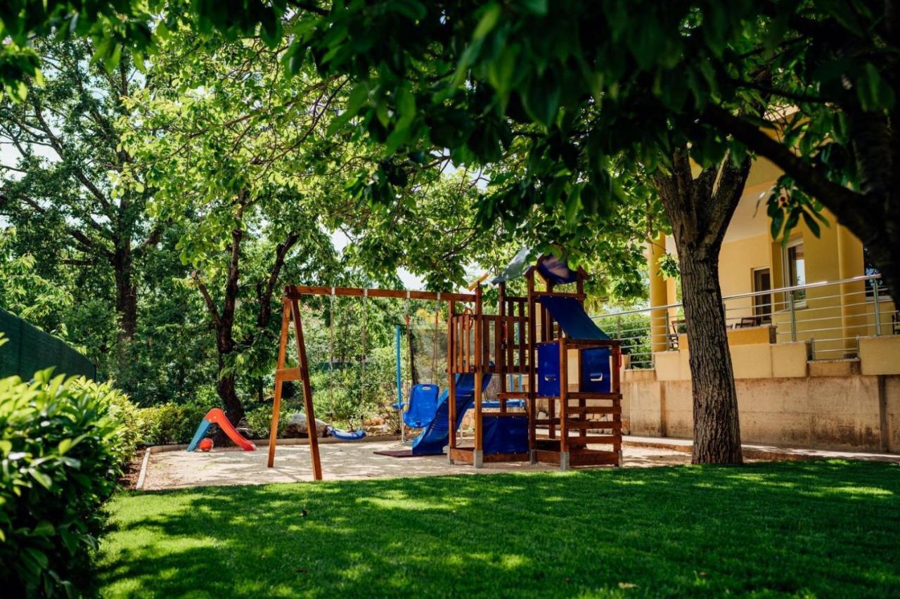 Holiday Home Terra Roca - Imotski, Natural Environment With Complete Peace And Quiet. Bagian luar foto