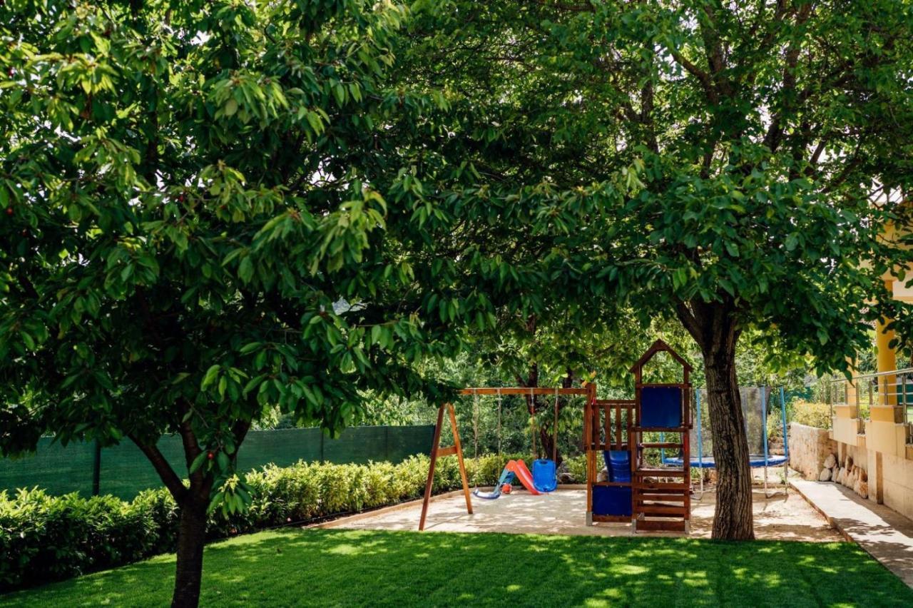 Holiday Home Terra Roca - Imotski, Natural Environment With Complete Peace And Quiet. Bagian luar foto